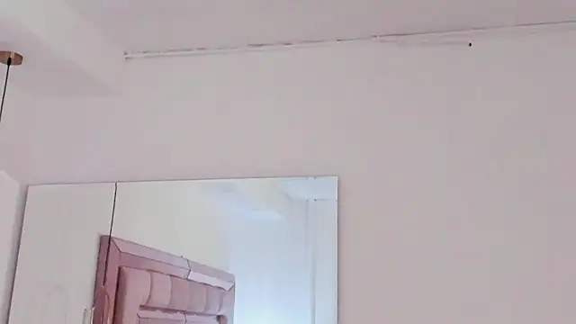 cloemorwen online show from December 2, 2:17 am