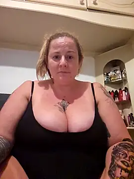 Biggtitz121 online show from September 10, 7:36 pm