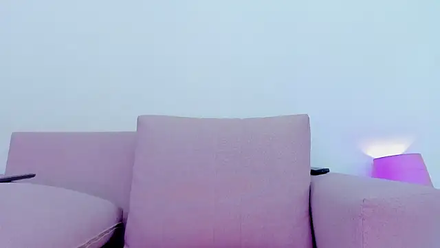 valentinarios  online show from September 17, 8:32 pm