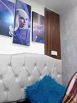 Sophi Thaylorr online show from October 8, 1:42 pm