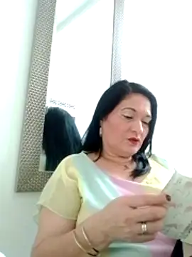 Snapshot of Lenacorbet chatting on November 11, 7:14 pm Lenacorbet online show from November 11, 7:14 pm