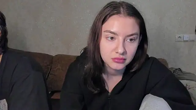 Snapshot of muuur_fam chatting on October 10, 6:29 pm muuur fam online show from October 10, 6:29 pm