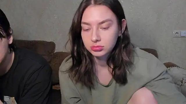 Snapshot of muuur_fam chatting on October 15, 8:53 pm muuur fam online show from October 15, 8:53 pm