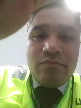 Snapshot of danigarci2307 chatting on October 7, 8:50 pm danigarci2307 online show from October 7, 8:50 pm