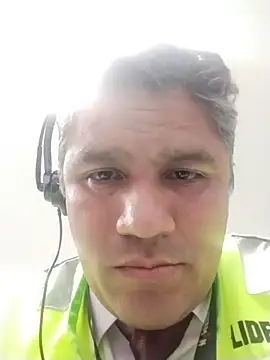 Snapshot of danigarci2307 chatting on October 25, 1:24 am danigarci2307 online show from October 25, 1:24 am