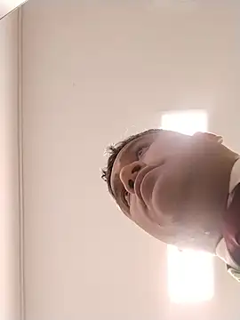 Snapshot of danigarci2307 chatting on November 13, 8:41 pm danigarci2307 online show from November 13, 8:41 pm