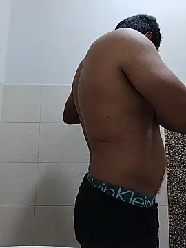 Snapshot of danigarci2307 chatting on November 21, 5:22 pm danigarci2307 online show from November 21, 5:22 pm