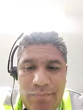 Snapshot of danigarci2307 chatting on November 29, 9:51 pm danigarci2307 online show from November 29, 9:51 pm