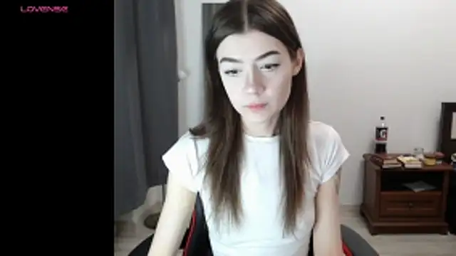 Snapshot of shadowraze228 chatting on February 1, 8:51 pm shadowraze228 online show from February 1, 8:51 pm