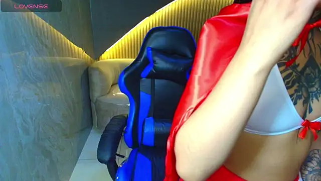 roux r online show from February 11, 8:25 pm