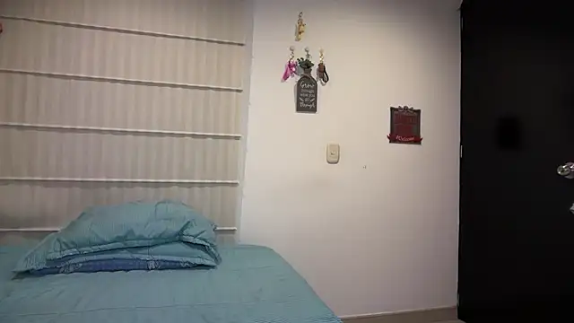 sasha jonne online show from November 12, 2:45 am