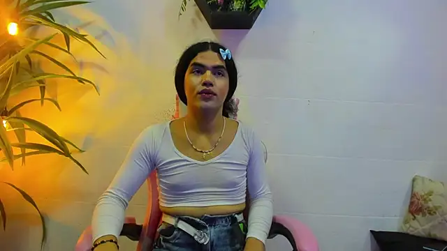 Drag Lopera online show from September 23, 6:11 pm