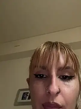 Sexy Bulgarian woman online show from November 1, 9:22 am