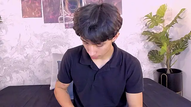 Tyler durten online show from October 26, 1:28 pm