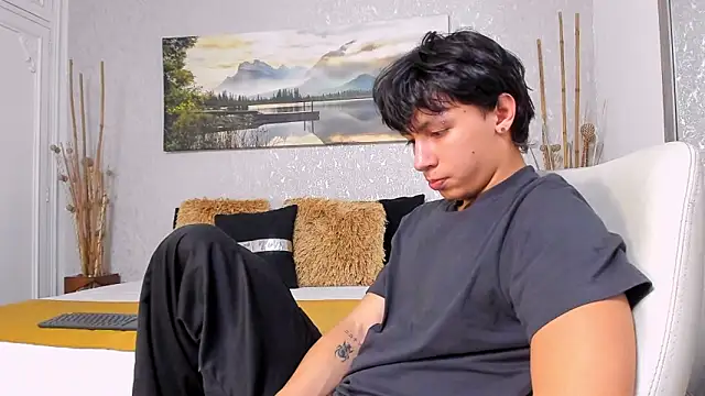 Tyler durten online show from October 31, 3:07 am