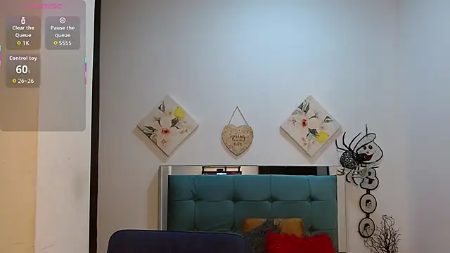 Snapshot of Sara_f_W chatting on October 26, 1:22 am Sara f W online show from October 26, 1:22 am