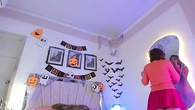 FuckingYoungs online show from October 19, 8:53 pm