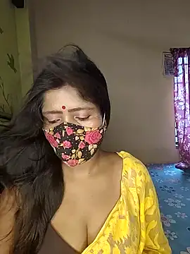 Snapshot of Love143A chatting on May 8, 8:52 am Love143A online show from May 8, 8:52 am
