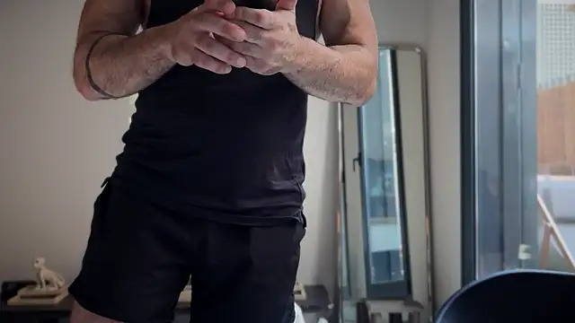 Snapshot of Sir_box chatting on September 16, 5:47 pm Sir box online show from September 16, 5:47 pm