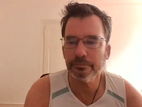 Snapshot of stallionrider88 chatting on September 27, 10:31 am stallionrider88 online show from September 27, 10:31 am