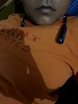 Snapshot of WildKavya chatting on September 8, 4:39 pm WildKavya online show from September 8, 4:39 pm