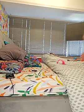 Filthymaddymilfy25 online show from April 30, 9:48 am