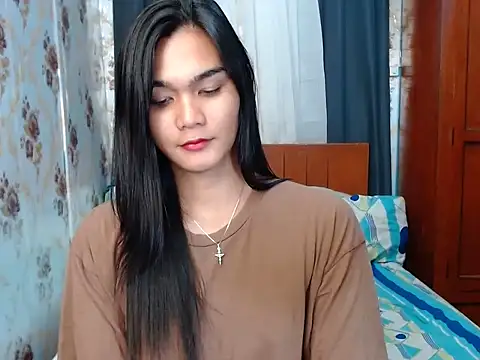 Snapshot of lady_in_moon chatting on October 23, 4:28 pm lady in moon online show from October 23, 4:28 pm