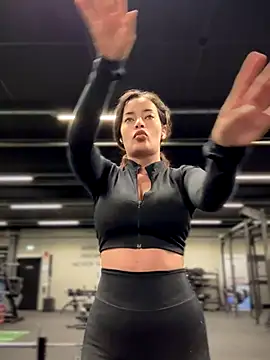 Snapshot of Risky_Workouts chatting on October 14, 9:54 am Risky Workouts online show from October 14, 9:54 am