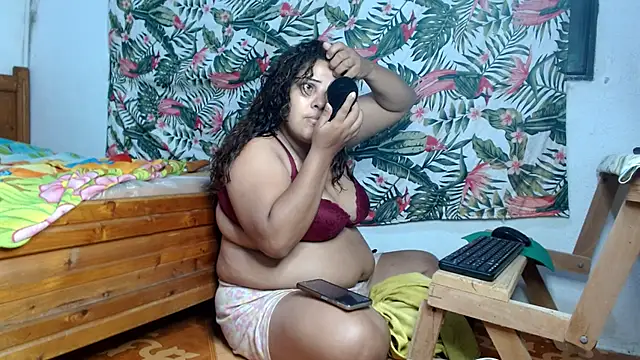 69smallstar online show from July 9, 12:09 pm