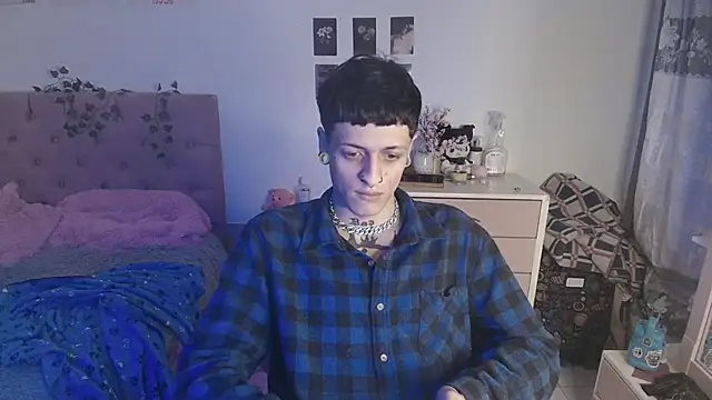 2cyboy  online show from September 19, 8:53 pm