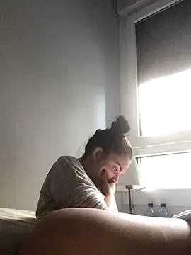 Snapshot of prettylittlefooxy chatting on November 16, 4:01 pm prettylittlefooxy online show from November 16, 4:01 pm