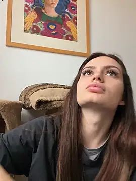 Snapshot of prettylittlefooxy chatting on March 4, 3:51 pm prettylittlefooxy online show from March 4, 3:51 pm