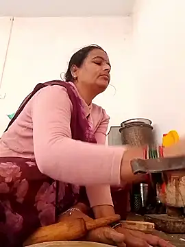 Suhani hot12 online show from February 7, 7:12 am