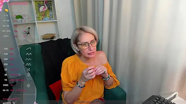 PamellaMurphy online show from November 3, 7:09 am