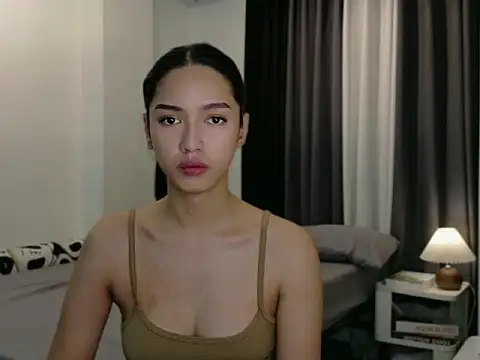 Snapshot of Blaire_Samantha chatting on July 2, 10:21 am Blaire Samantha online show from July 2, 10:21 am