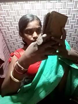 Snapshot of sadhna200 chatting on November 27, 7:49 pm sadhna200 online show from November 27, 7:49 pm