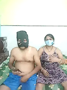 Snapshot of Renu_bhabhi03 chatting on October 17, 4:09 pm Renu bhabhi03 online show from October 17, 4:09 pm