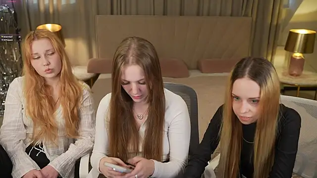 Ella 054 online show from October 13, 2:28 pm