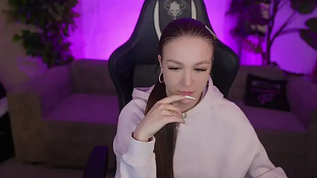 Ella 054 online show from February 16, 11:01 pm