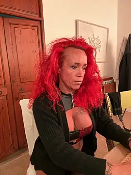 Snapshot of Hotmilfhamburg1 chatting on November 26, 5:30 am Hotmilfhamburg1 online show from November 26, 5:30 am