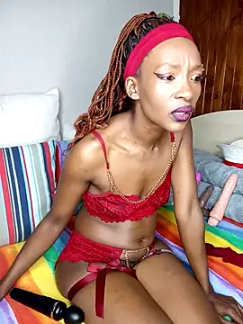 Snapshot of BadGirlSexyT chatting on October 12, 9:36 pm BadGirlSexyT online show from October 12, 9:36 pm