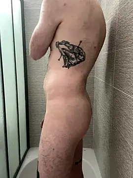 TomieSoichi online show from November 27, 6:15 am