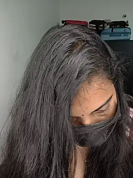 Snapshot of Telugu_sweet_couple_345 chatting on October 28, 9:50 pm Telugu sweet couple 345 online show from October 28, 9:50 pm