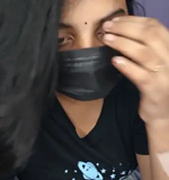 Snapshot of Telugu_sweet_couple_345 chatting on November 26, 8:21 pm Telugu sweet couple 345 online show from November 26, 8:21 pm