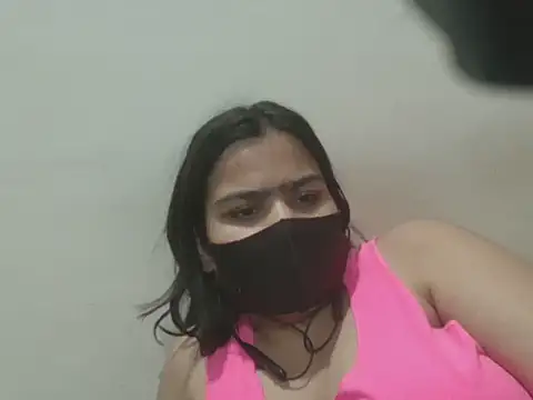 Nataliya Singh online show from April 18, 2:10 pm