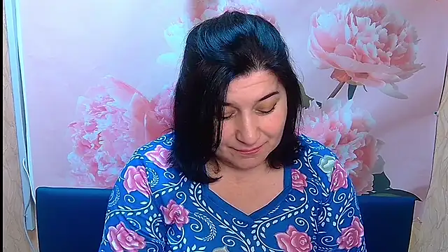 Snapshot of BridjetTur chatting on October 5, 11:19 am BridjetTur online show from October 5, 11:19 am