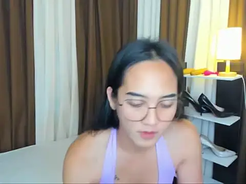 URHottestAngel online show from September 11, 5:13 pm