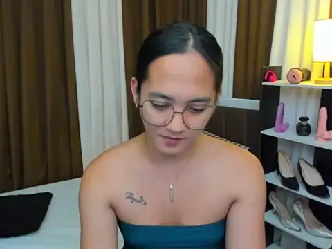 URHottestAngel online show from October 24, 12:34 pm