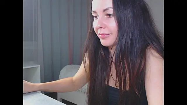 ameliamersi online show from September 18, 5:15 pm