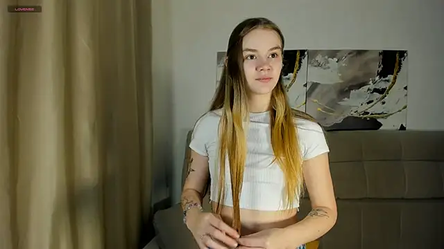 Snapshot of Angel_oci chatting on September 10, 5:13 pm Angel oci online show from September 10, 5:13 pm